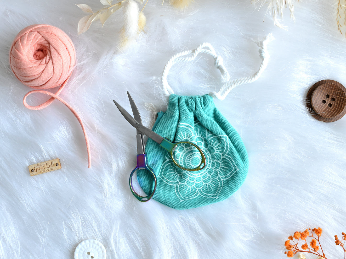 Sewing Craft Scissors with mint green case