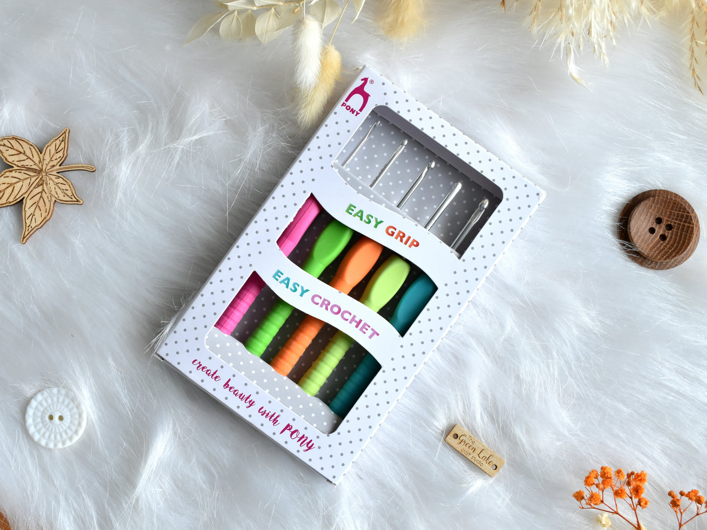 Pony crochet hook set: sizes 2mm, 2.5mm, 3mm, 3.5mm and 4mm