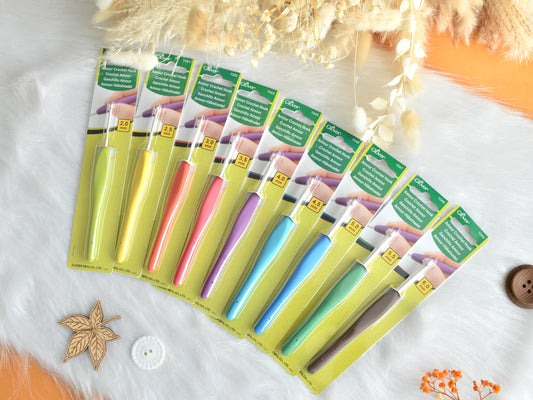 Clover Amour Crochet hooks