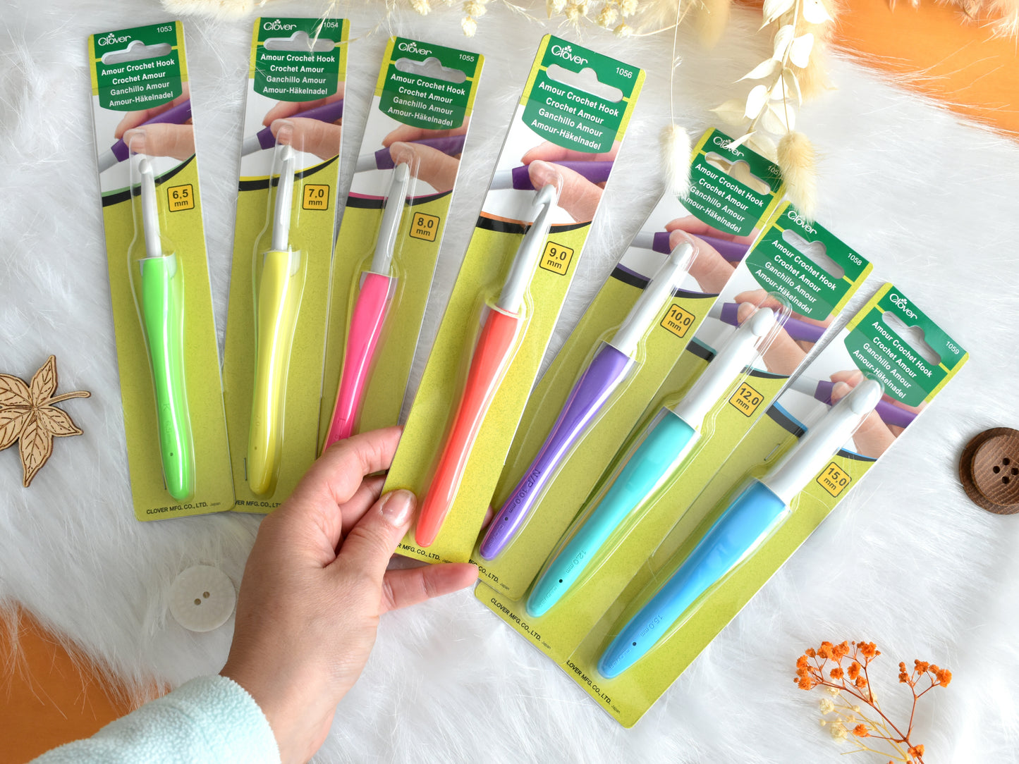 Clover Amour Crochet hooks