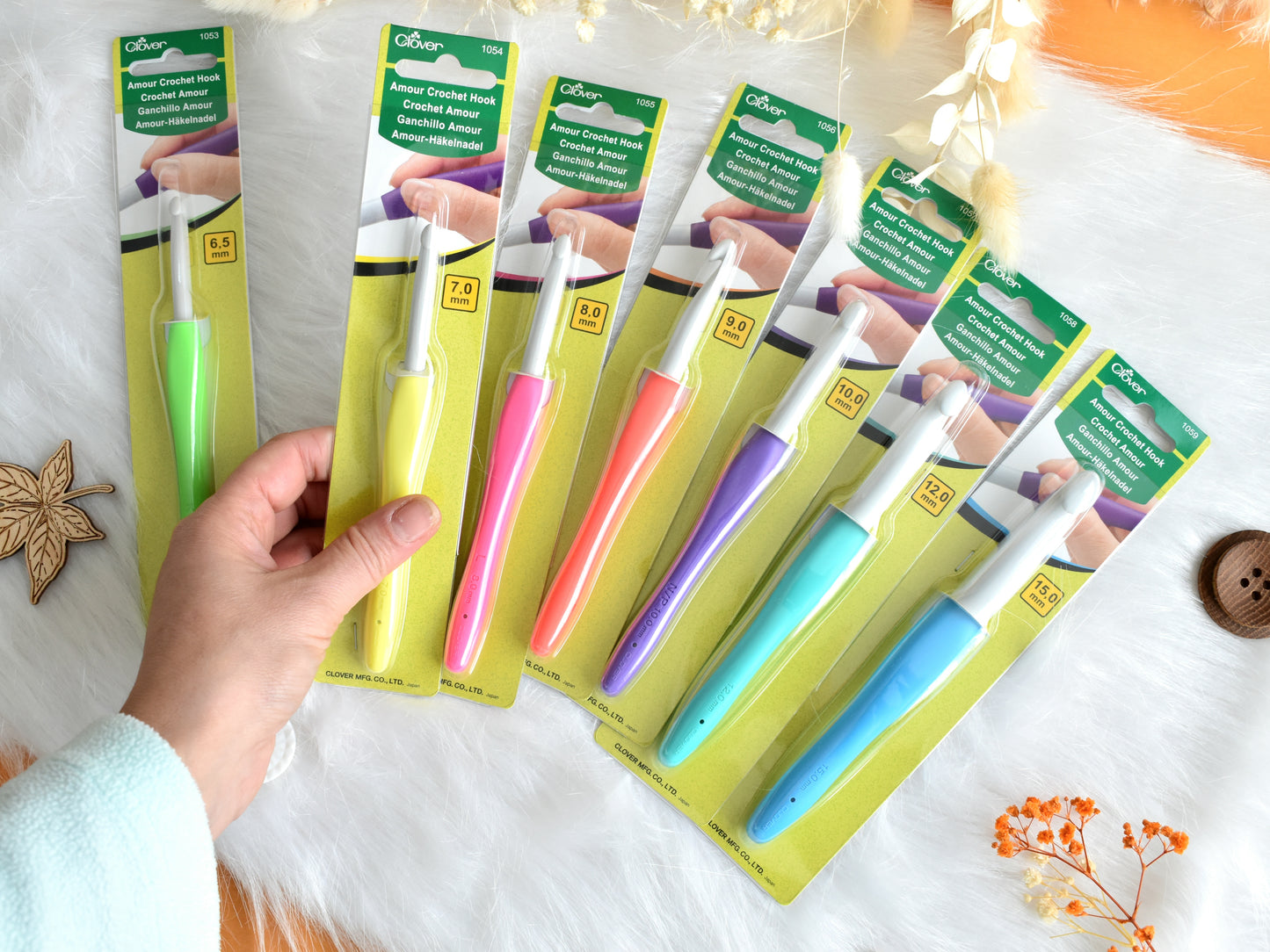 Clover Amour Crochet hooks