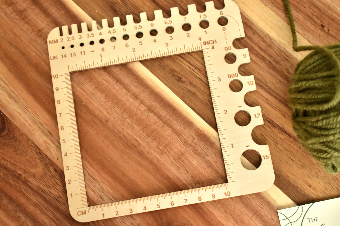 Universal Knitting & Crochet Tension Square with Needle Gauge — cm, inches & mm