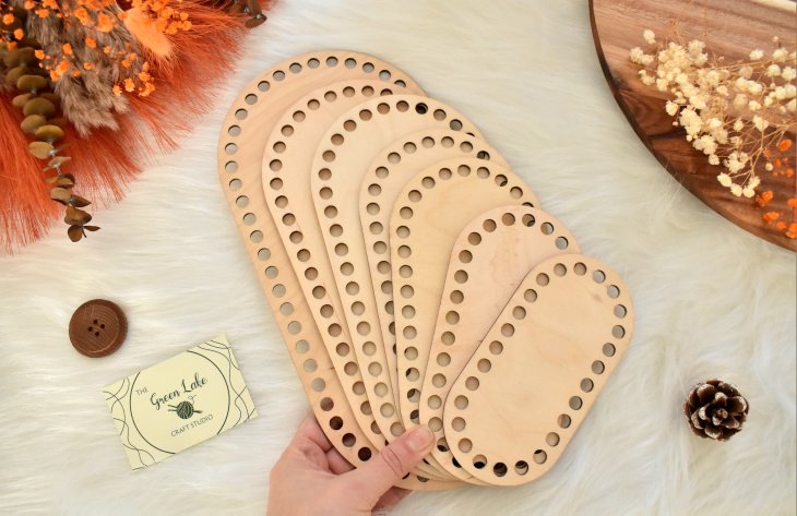 Middle oval wooden base with 8mm hole size for crochet, macrame, coiled baskets Suitable for Tshirt yarn or 5-7mm cord