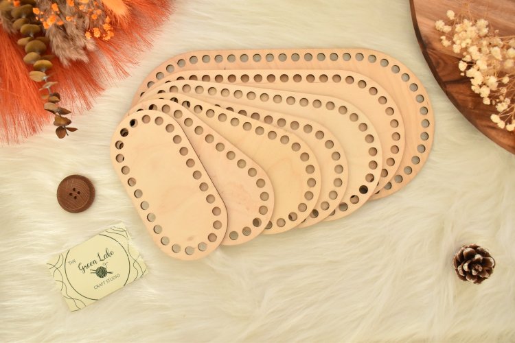 Middle oval wooden base with 8mm hole size for crochet, macrame, coiled baskets Suitable for Tshirt yarn or 5-7mm cord