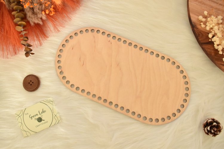 Middle oval wooden base with 8mm hole size for crochet, macrame, coiled baskets Suitable for Tshirt yarn or 5-7mm cord