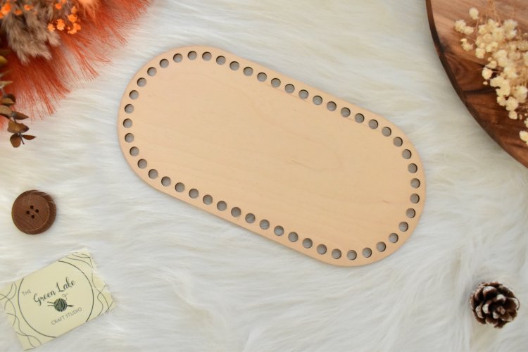Middle oval wooden base with 8mm hole size for crochet, macrame, coiled baskets Suitable for Tshirt yarn or 5-7mm cord