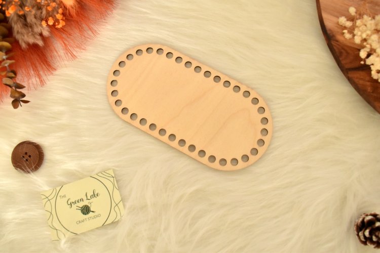 Middle oval wooden base with 8mm hole size for crochet, macrame, coiled baskets Suitable for Tshirt yarn or 5-7mm cord