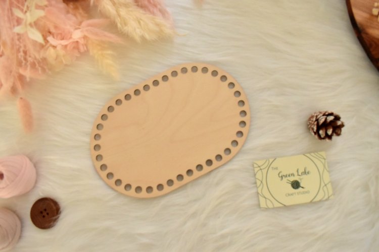 Wide oval wooden base for crochet baskets with 8mm hole size, macrame baskets, coiled baskets Suitable for Tshirt yarn or 5-7mm cord
