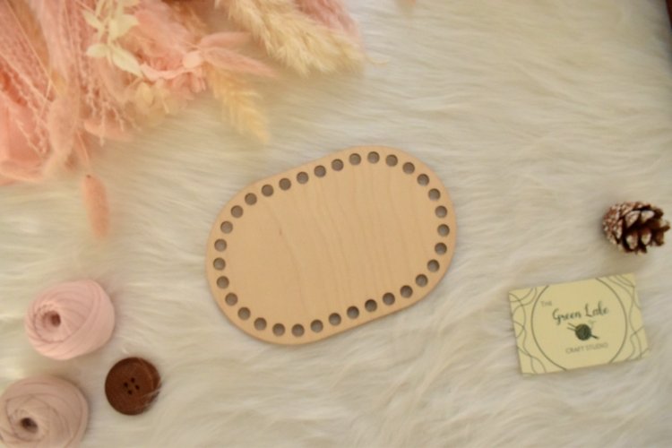 Wide oval wooden base for crochet baskets with 8mm hole size, macrame baskets, coiled baskets Suitable for Tshirt yarn or 5-7mm cord