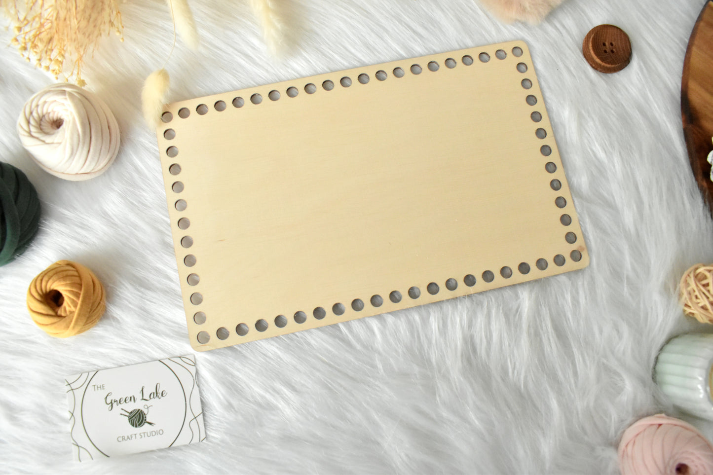 Middle rectangular wooden base with 8mm hole size for making baskets suitable for Tshirt yarn or 5mm cord