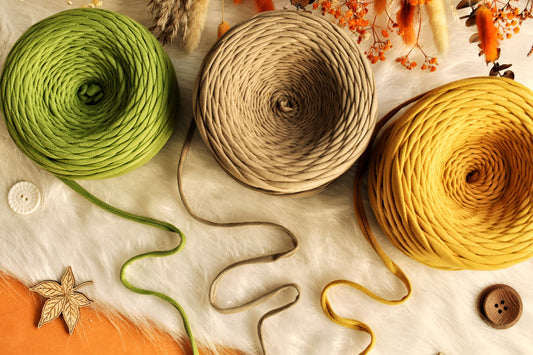 Tshirt yarn 100 meters/110 yards 330-380gr in 7-9mm thickness 100% Cotton Premium quality