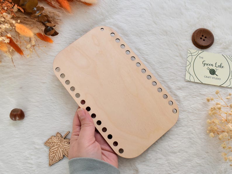 Wooden Yarn Colour Card: 26-Hole Project Planner Reusable wooden yarn colour card
