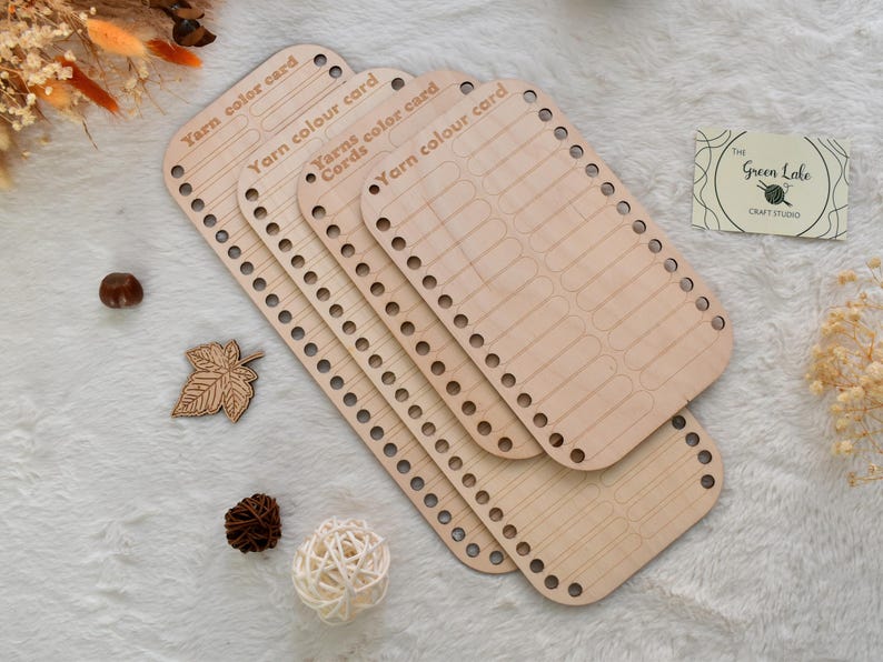 Wooden Yarn Colour Card: 26-Hole Project Planner Reusable wooden yarn colour card