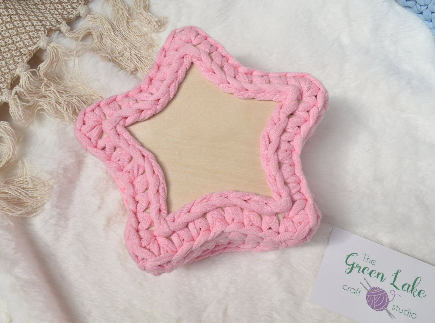 Star crochet basket