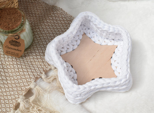 Star crochet basket
