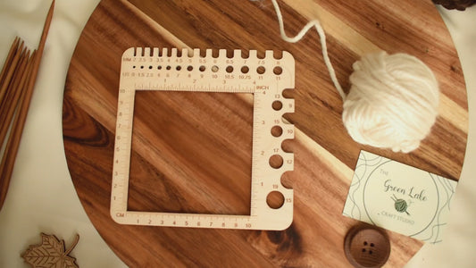 Universal Knitting & Crochet Tension Square with Needle Gauge — cm, inches & mm with US knitting needle sizes