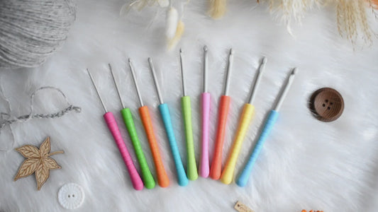 Pony crochet hook set: sizes 2mm - 6mm