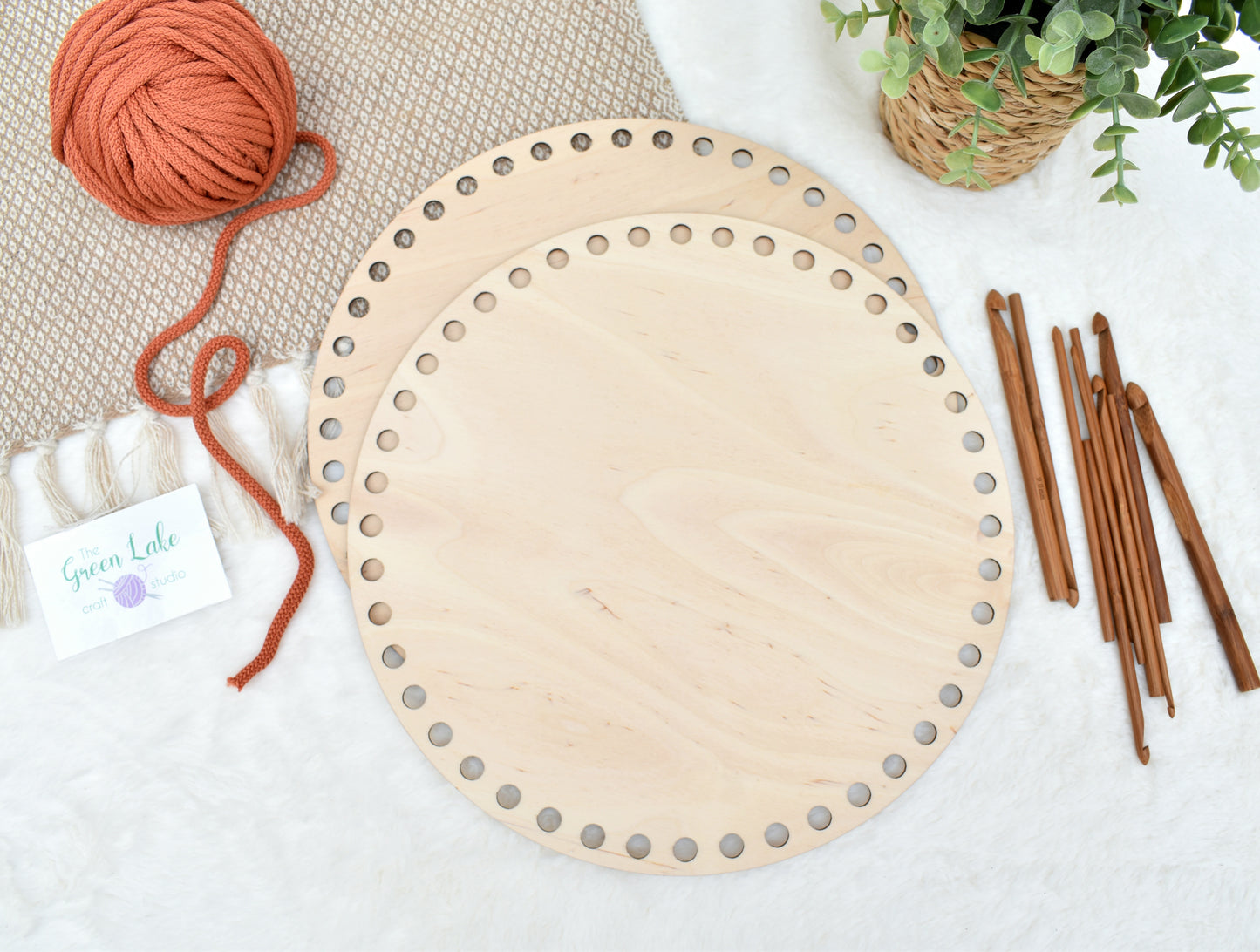 Circular wooden base for crochet basket 30cm with 10mm holes and 10mm spacing between the holes