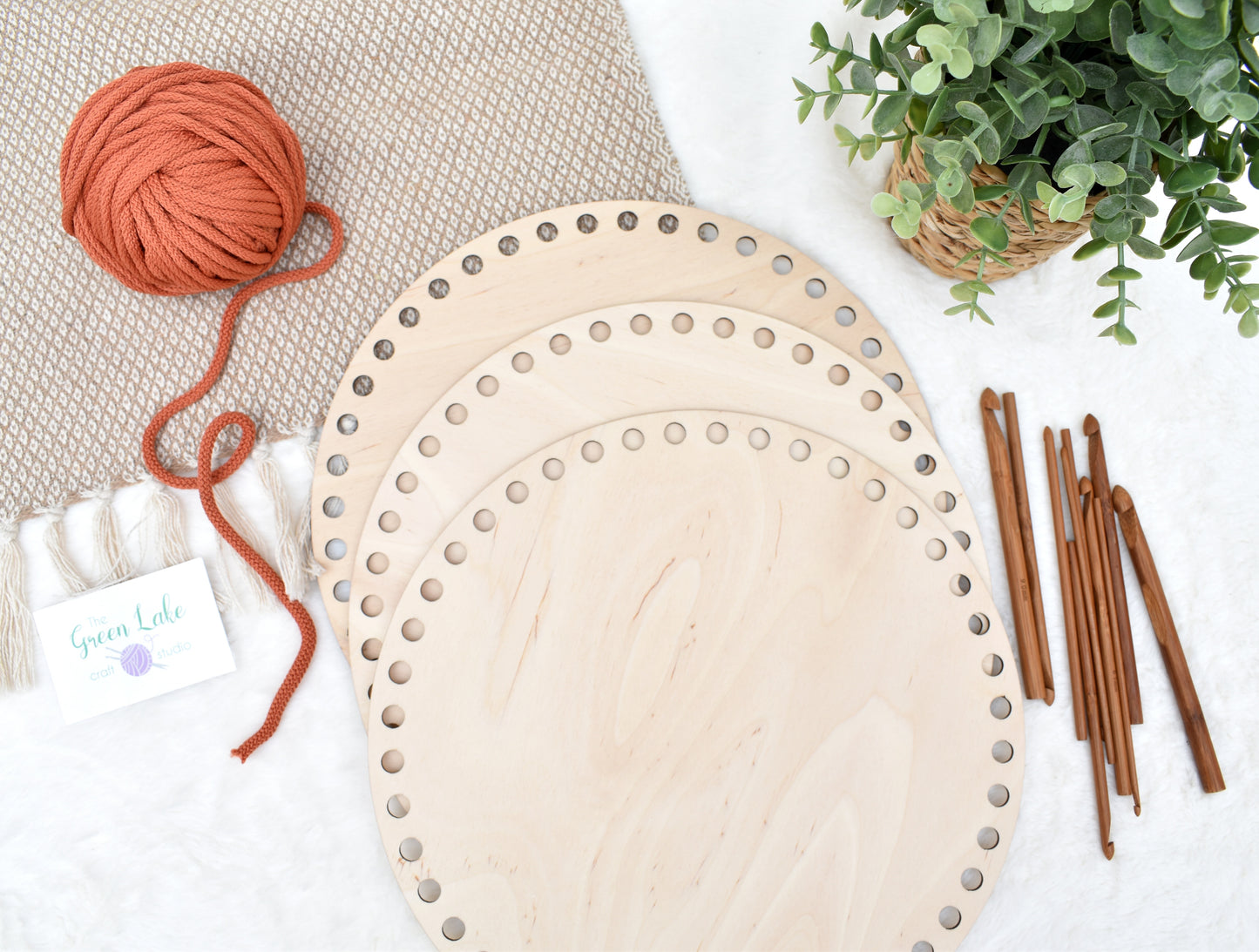 Circular wooden base for crochet basket 30cm with 10mm holes and 10mm spacing between the holes