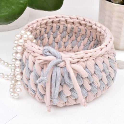 Small two tone crochet basket